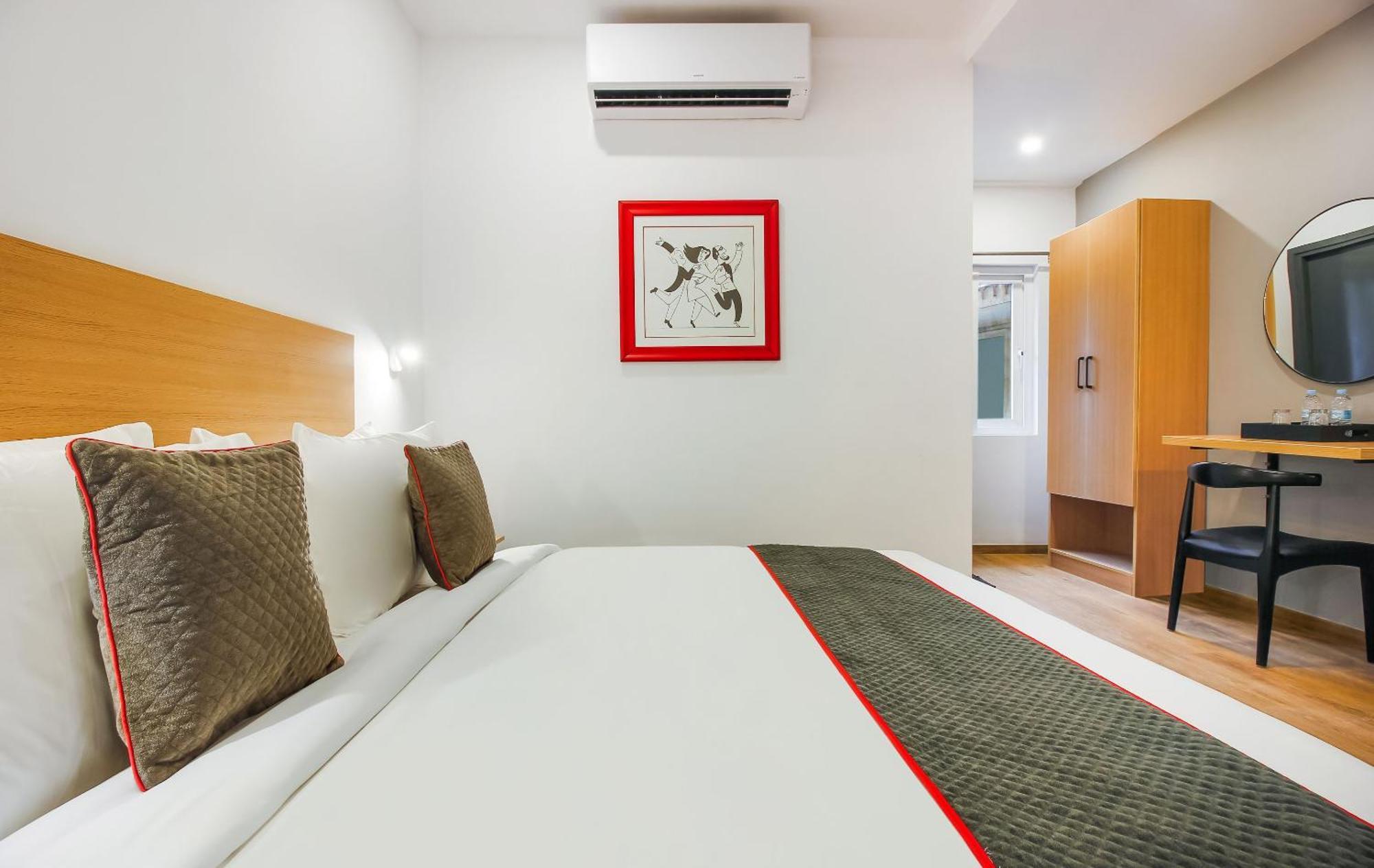 Super Townhouse The Cinco Hotel Near Esi Hospital 海得拉巴 外观 照片